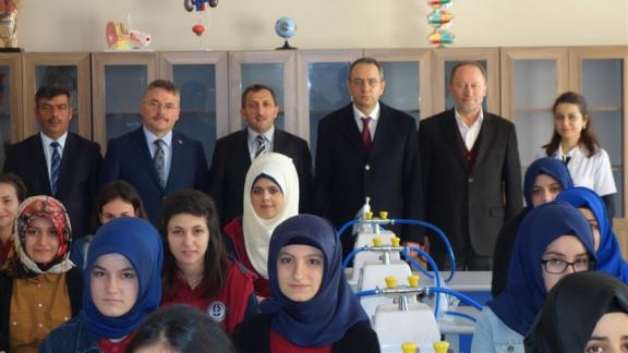 Çerkezköy Kaymakamı´ ndan İmam Hatip Ortaokulu ve Enesler Anadolu İmam Hatip Lisesine Ziyaret