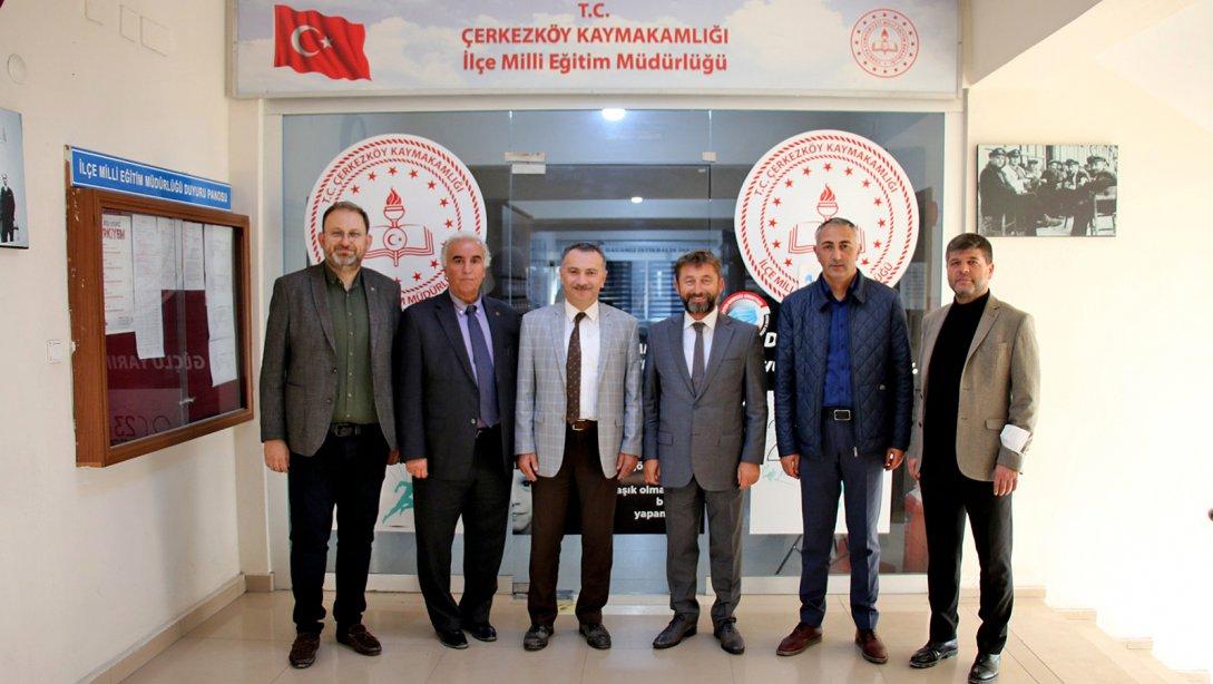 Çerkezköy Ticaret ve Sanayi Odası Yönetim Kurulu Başkanı ve Üyeleri İlçe Millî Eğitim Müdürümüzü Ziyaret Etti 