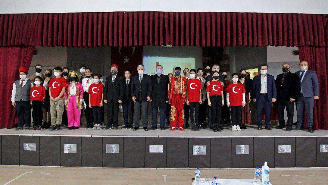 Raif Dinçkök Ortaokulu'nda Mehmet Akif Ersoy'u Anma Programı Düzenlendi