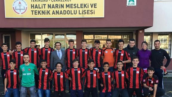 Tekirdağ Liseler Arası Futbol Turnuvasında Halit Narin Mesleki ve Teknik Anadolu Lisesi İl 2. si Oldu