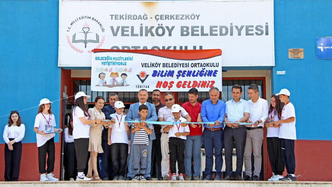 Veliköy Belediyesi Ortaokulu'nda TÜBİTAK Bilim Fuarı Açılışı Yapıldı