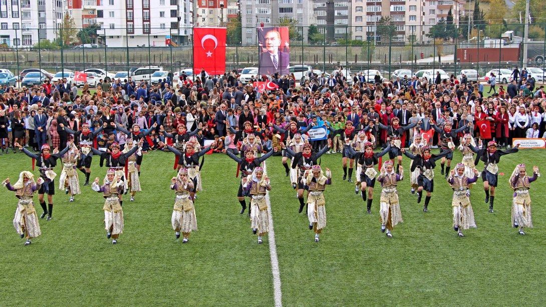 29 Ekim Cumhuriyet Bayramı ve Çerkezköy'ün Düşman İşgalinden Kurtuluşu İlçemizde Coşkuyla Kutlandı