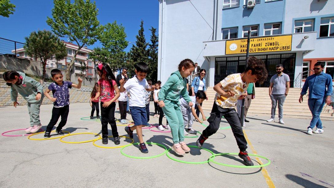 İlkokullar Arası İlçe Fiziksel Etkinlikler ve Oyun Turnuvası Düzenlendi 