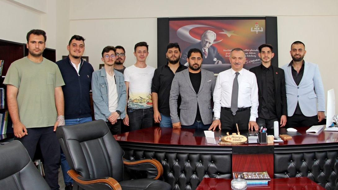 AK Parti Çerkezköy Gençlik Kolları Yönetim Kurulu Millî Eğitim Müdürümüzü Ziyaret Etti