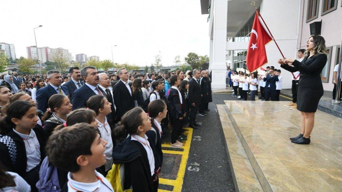 Okullarda Derslerin Başlama ve Bitiş Saatlerine İlişkin Genelge Gönderildi